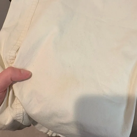 Levi’s Women’s ‘94 Baggy Cargo Pants in Cream/White #15 - Picture 4 of 7